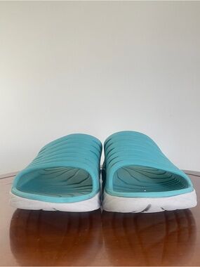 HOKA Ora Recovery Slides